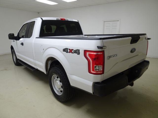 Ford F-150 4WD SuperCab 145" Lariat 2016