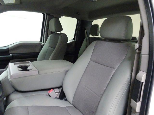 Ford F-150 4WD SuperCab 145" Lariat 2016