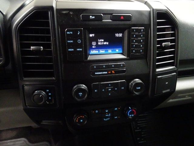 Ford F-150 4WD SuperCab 145" Lariat 2016
