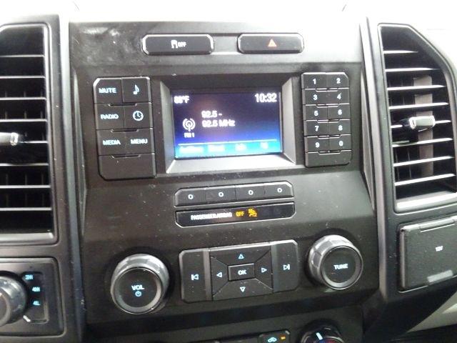 Ford F-150 4WD SuperCab 145" Lariat 2016