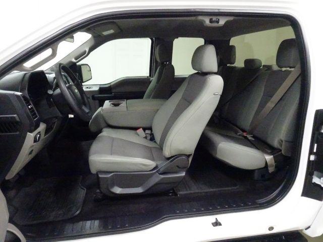 Ford F-150 4WD SuperCab 145" Lariat 2016