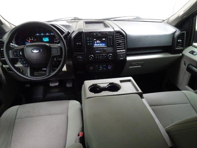 Ford F-150 4WD SuperCab 145" Lariat 2016