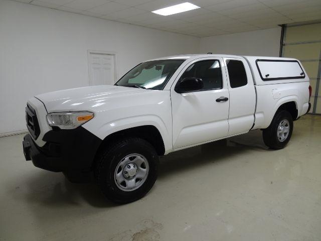 Toyota Tacoma 2WD SR5 Access Cab 6' Bed I4 AT (Natl) 2022
