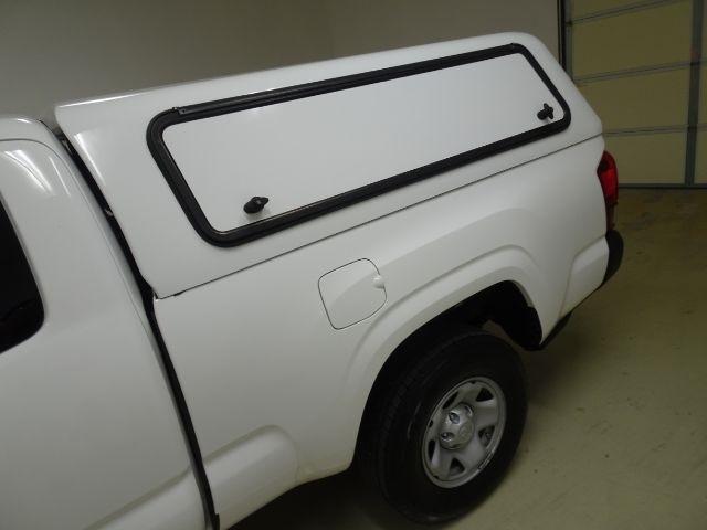 Toyota Tacoma 2WD SR5 Access Cab 6' Bed I4 AT (Natl) 2022