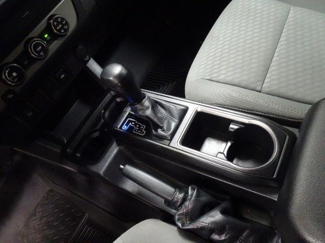 Toyota Tacoma 2WD SR5 Access Cab 6' Bed I4 AT (Natl) 2022