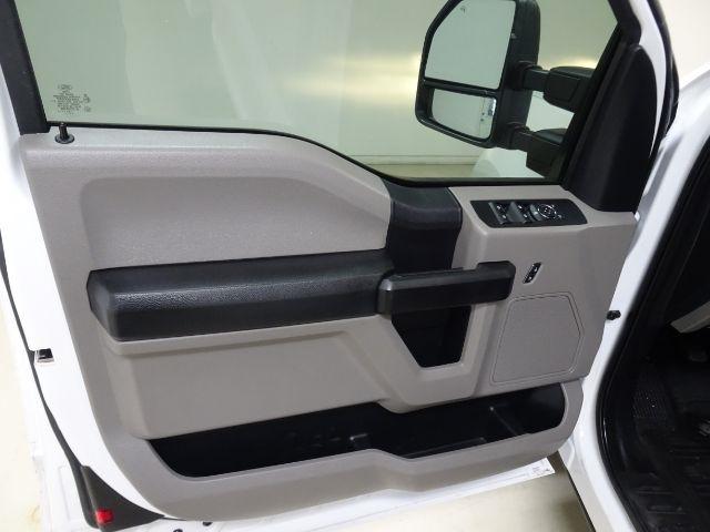 Ford Super Duty F-250 SRW Lariat 2WD SuperCab 8' Box 2019