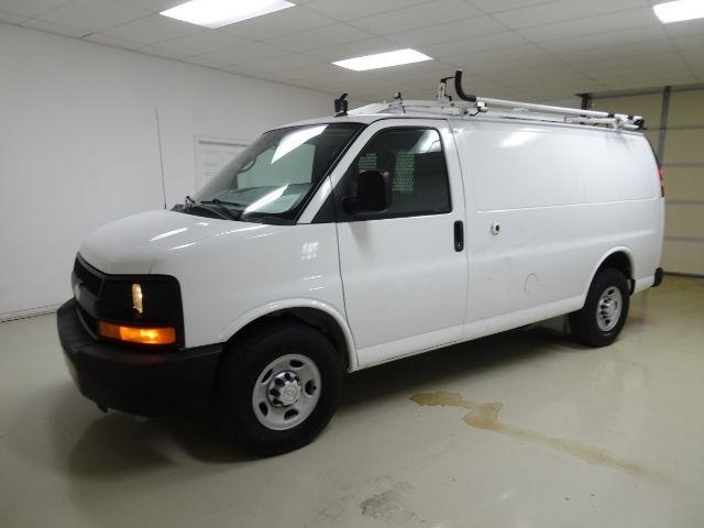Chevrolet Express Cargo Van RWD 2500 135" 2015