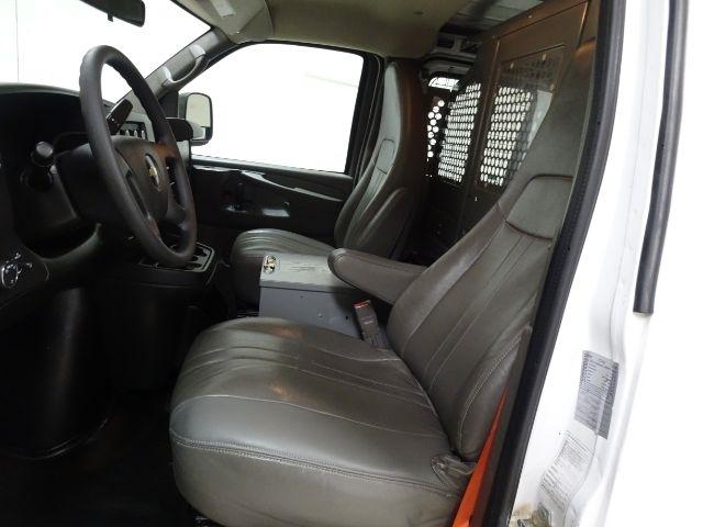 Chevrolet Express Cargo Van RWD 2500 135" 2015