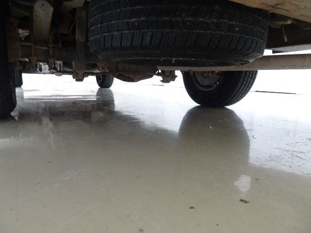 Ford Super Duty F-350 SRW 2WD Reg Cab 137" XLT 2015