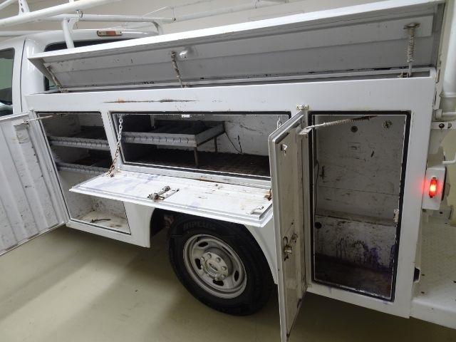 Ford Super Duty F-350 SRW 2WD Reg Cab 137" XLT 2015