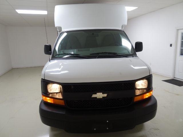 Chevrolet Express Commercial Cutaway 3500 Van 139" 2015