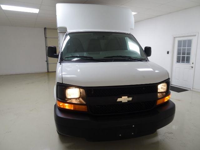 Chevrolet Express Commercial Cutaway 3500 Van 139" 2015