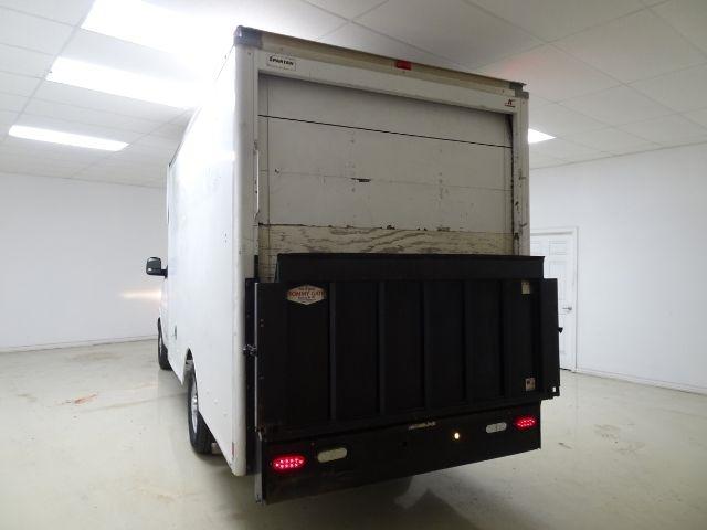 Chevrolet Express Commercial Cutaway 3500 Van 139" 2015