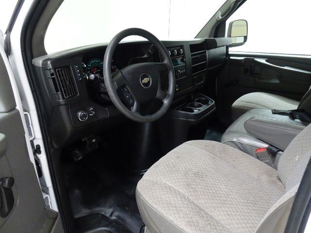 Chevrolet Express Commercial Cutaway 3500 Van 139" 2015