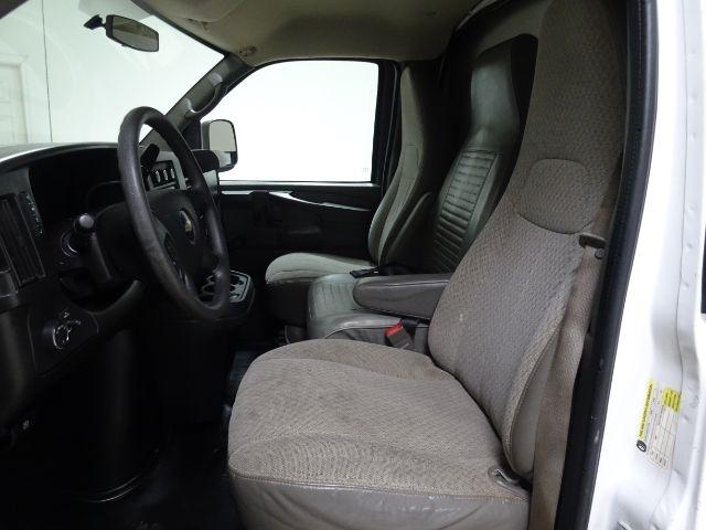 Chevrolet Express Commercial Cutaway 3500 Van 139" 2015