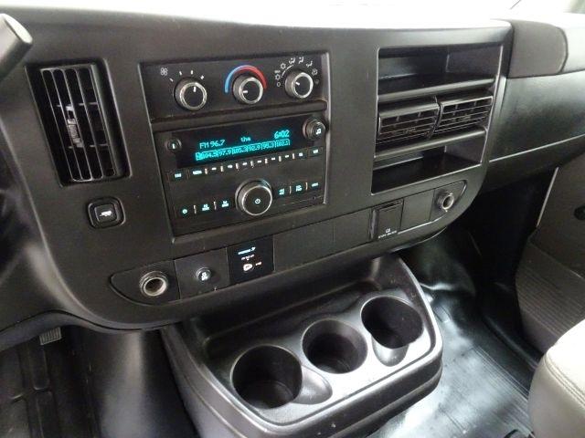 Chevrolet Express Commercial Cutaway 3500 Van 139" 2015