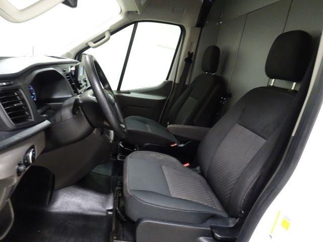 Ford Transit Cargo Van T-250 130" Med Rf 9070 GVWR RWD 2021