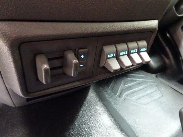 Ford Transit Cargo Van T-250 130" Med Rf 9070 GVWR RWD 2021