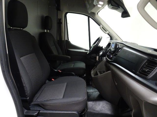 Ford Transit Cargo Van T-250 130" Med Rf 9070 GVWR RWD 2021
