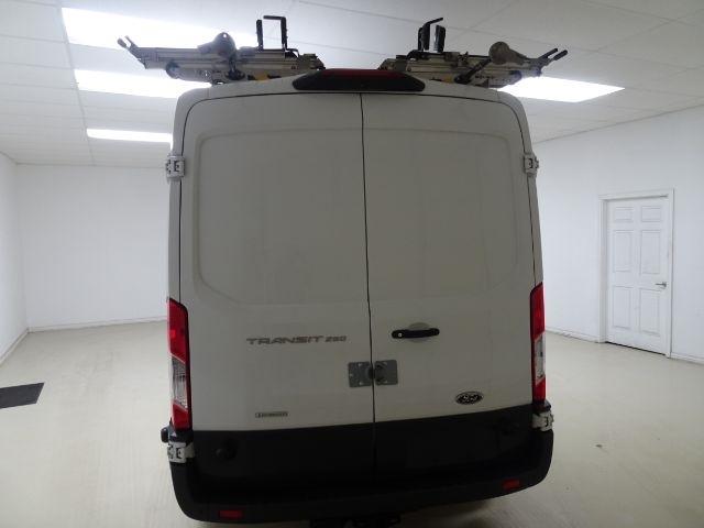 Ford Transit Van T-250 148" Med Rf 9000 GVWR Sliding RH Dr 2018