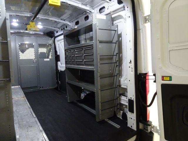 Ford Transit Van T-250 148" Med Rf 9000 GVWR Sliding RH Dr 2018