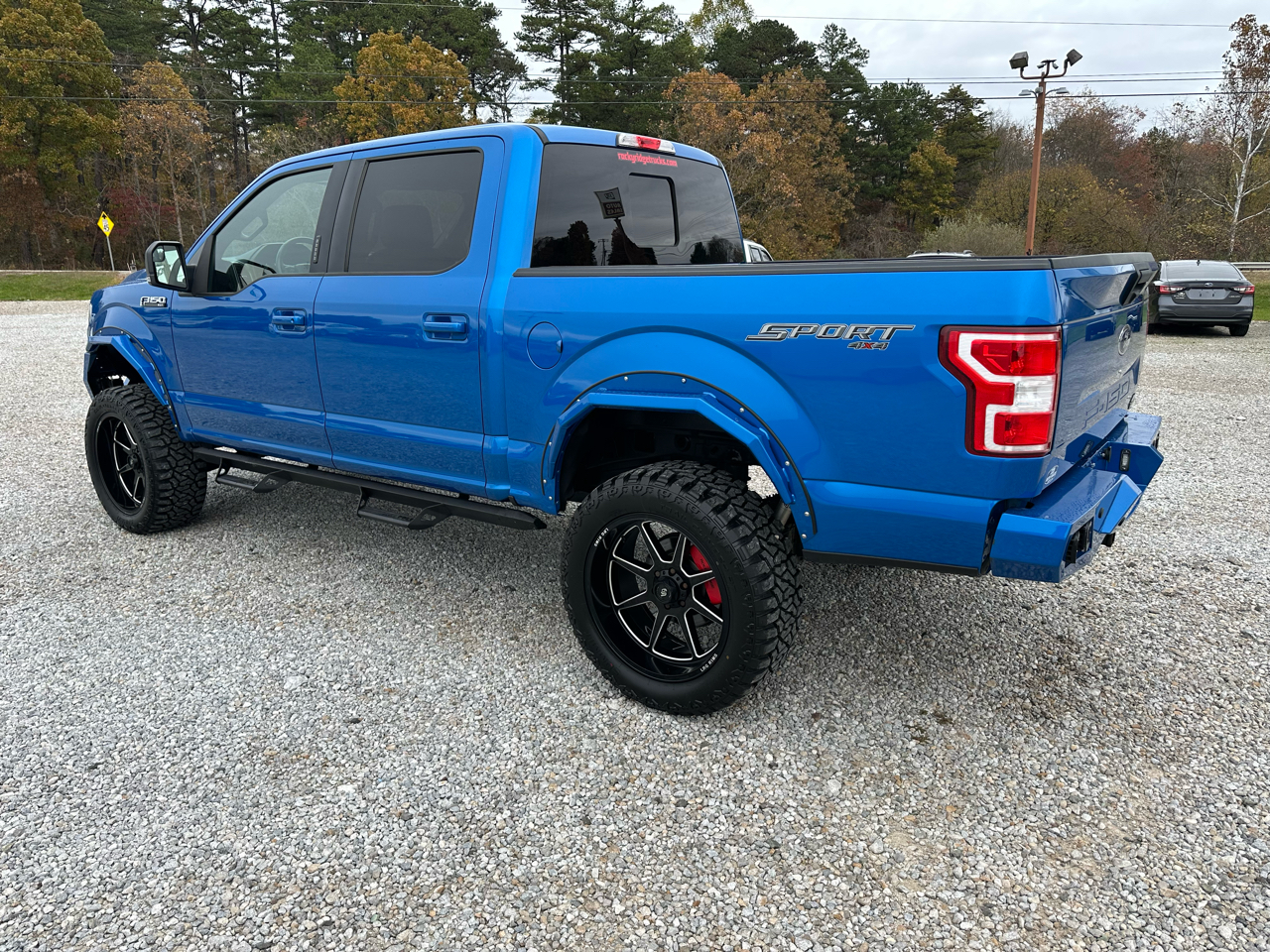 Ford F-150 XLT 4WD SuperCrew 5.5' Box 2019 Ford F-150 XLT 4WD SuperCrew 5.5' Box 2019