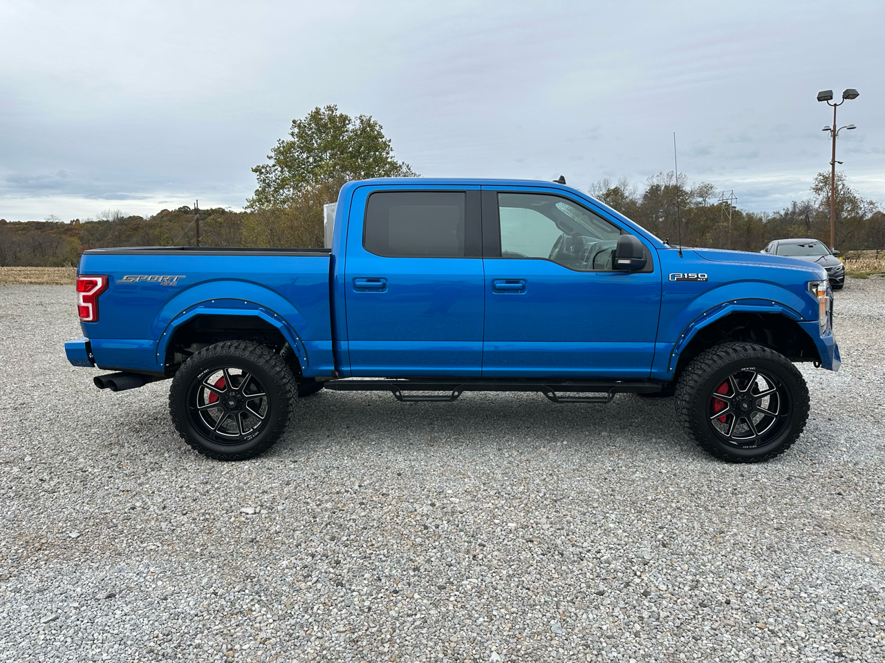 Ford F-150 XLT 4WD SuperCrew 5.5' Box 2019 Ford F-150 XLT 4WD SuperCrew 5.5' Box 2019