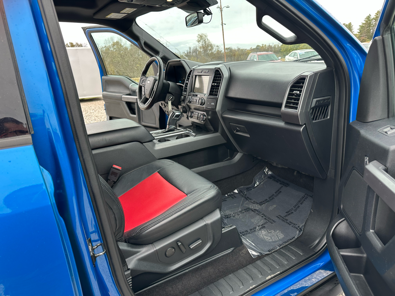 Ford F-150 XLT 4WD SuperCrew 5.5' Box 2019 Ford F-150 XLT 4WD SuperCrew 5.5' Box 2019