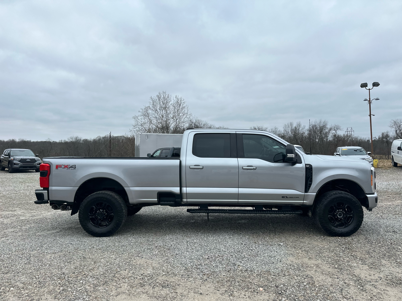 Ford F-250 SD XLT Crew Cab Long Bed 4WD 2023