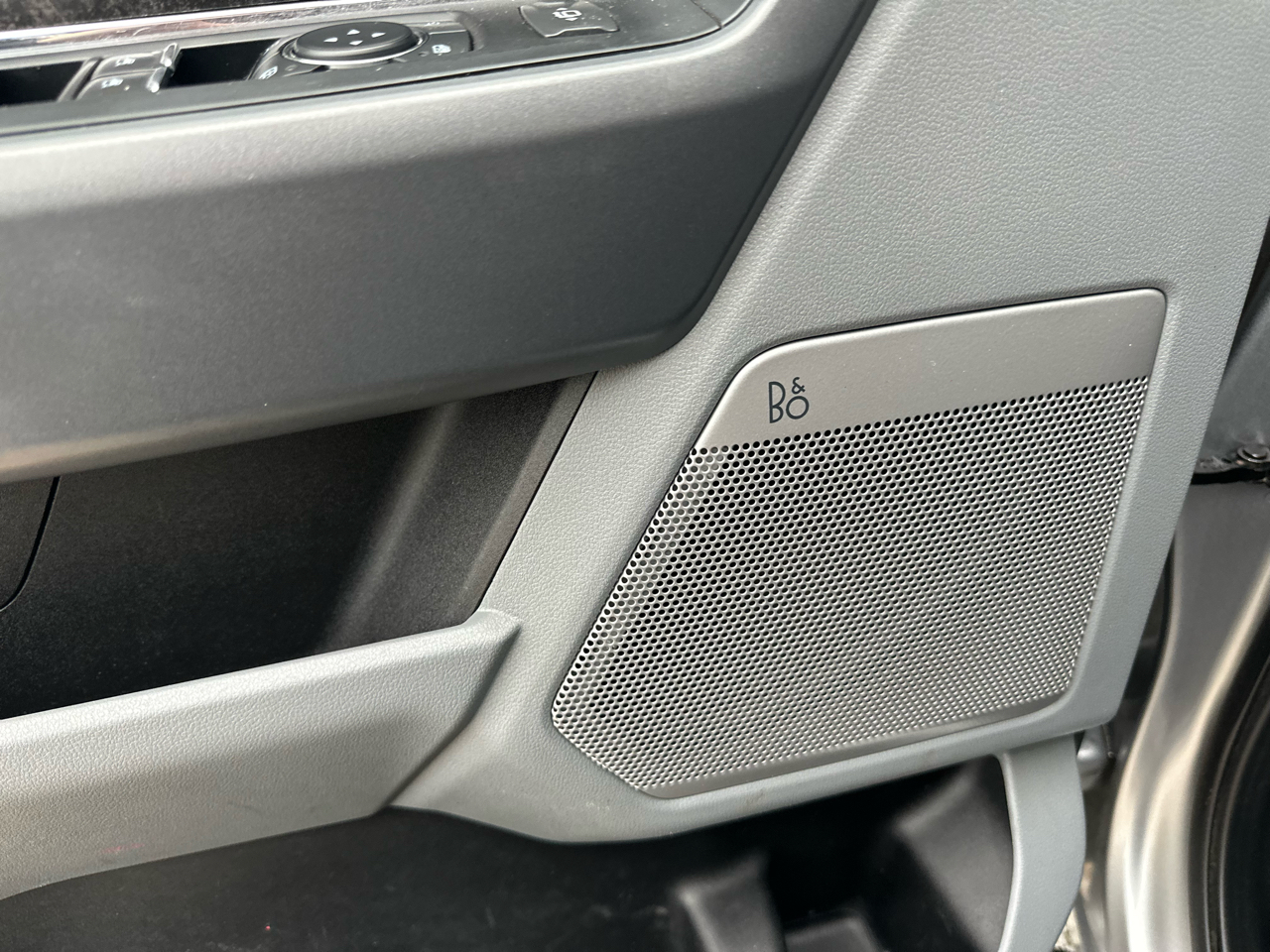 Ford F-250 SD XLT Crew Cab Long Bed 4WD 2023