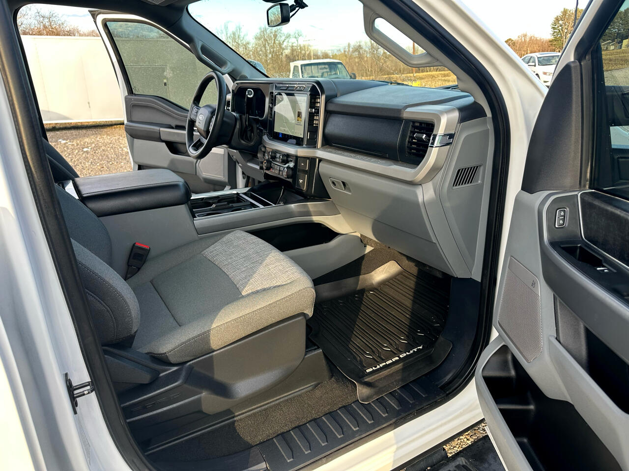 Ford F-250 SD FX4 Crew Cab 4WD 2024