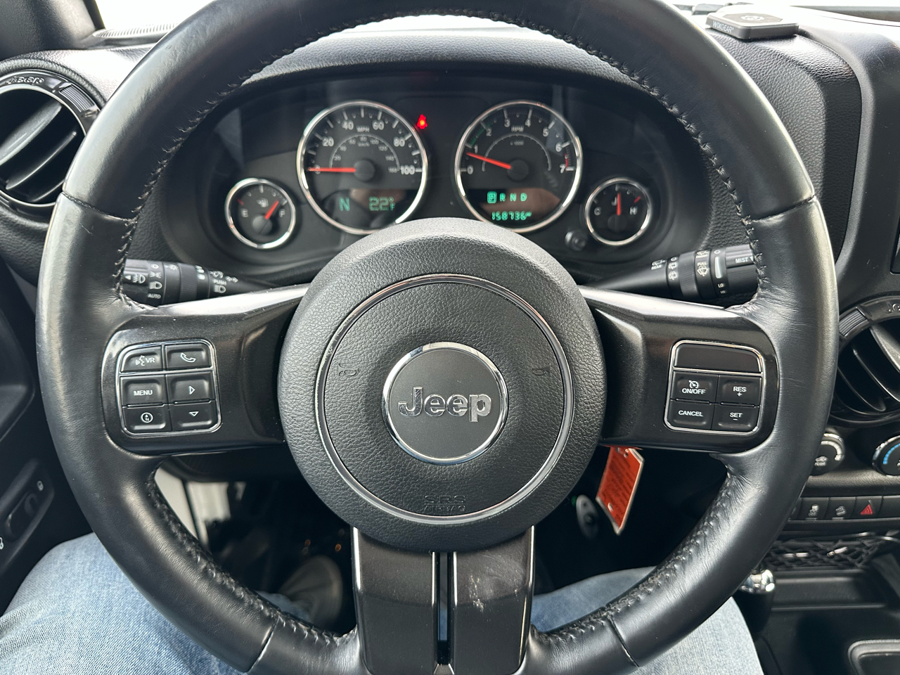 Jeep Wrangler Unlimited Sahara 4WD 2017