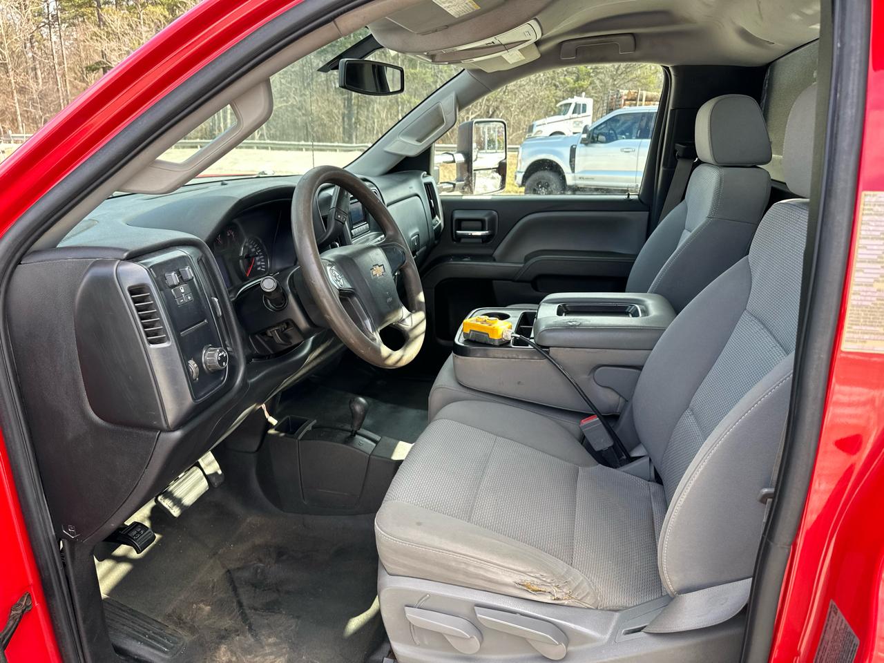 Chevrolet Silverado 3500HD Work Truck Long Box 4WD 2015