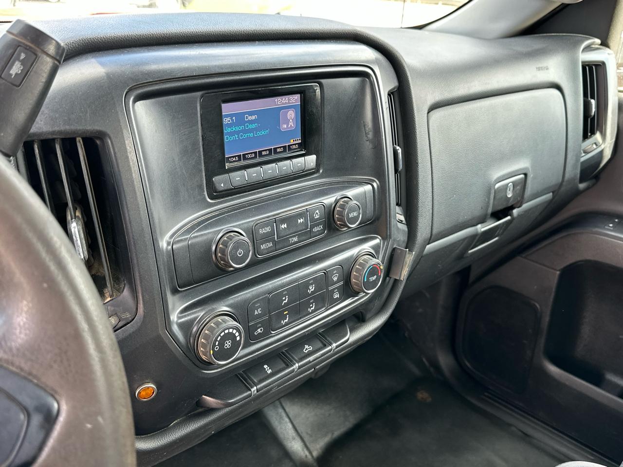 Chevrolet Silverado 3500HD Work Truck Long Box 4WD 2015