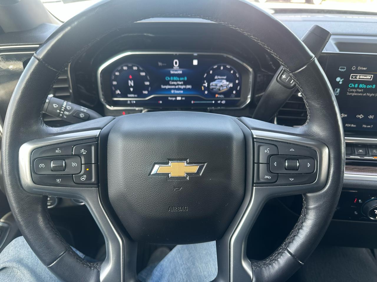 Chevrolet Silverado 1500 LT Crew Cab 4WD 2022