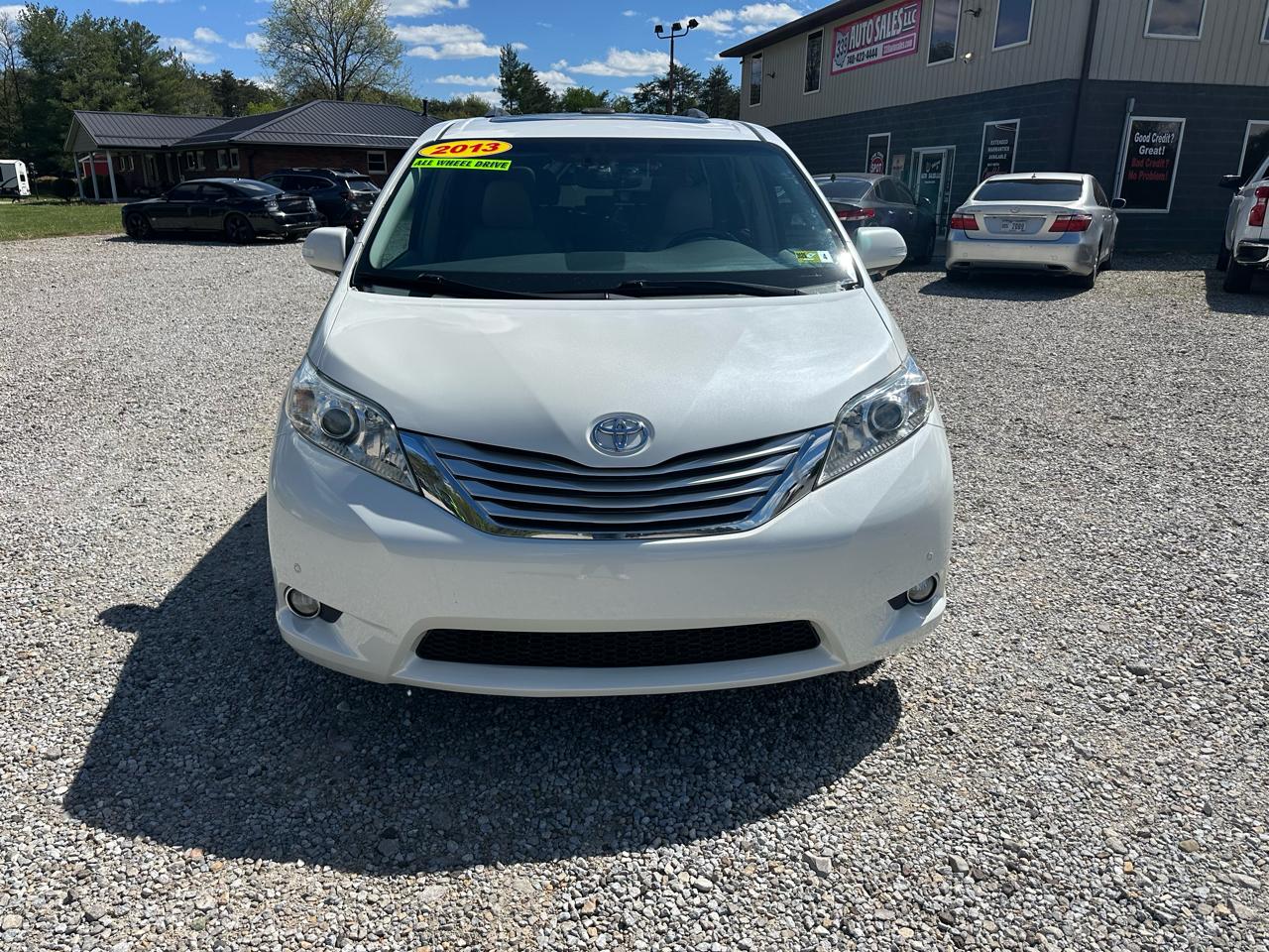 Toyota Sienna Limited AWD 7-Passenger V6 2013
