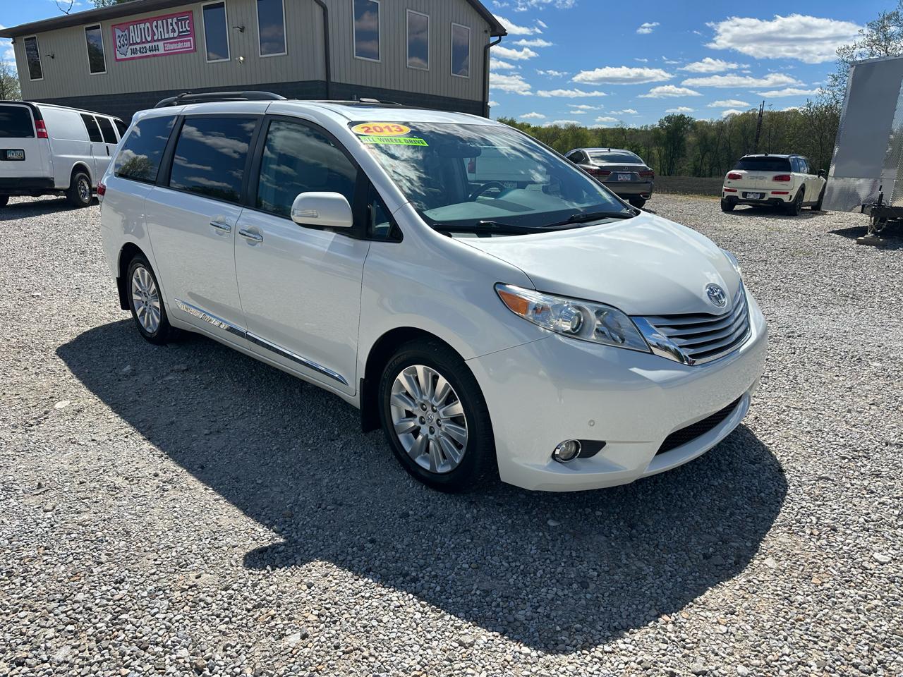 Toyota Sienna Limited AWD 7-Passenger V6 2013