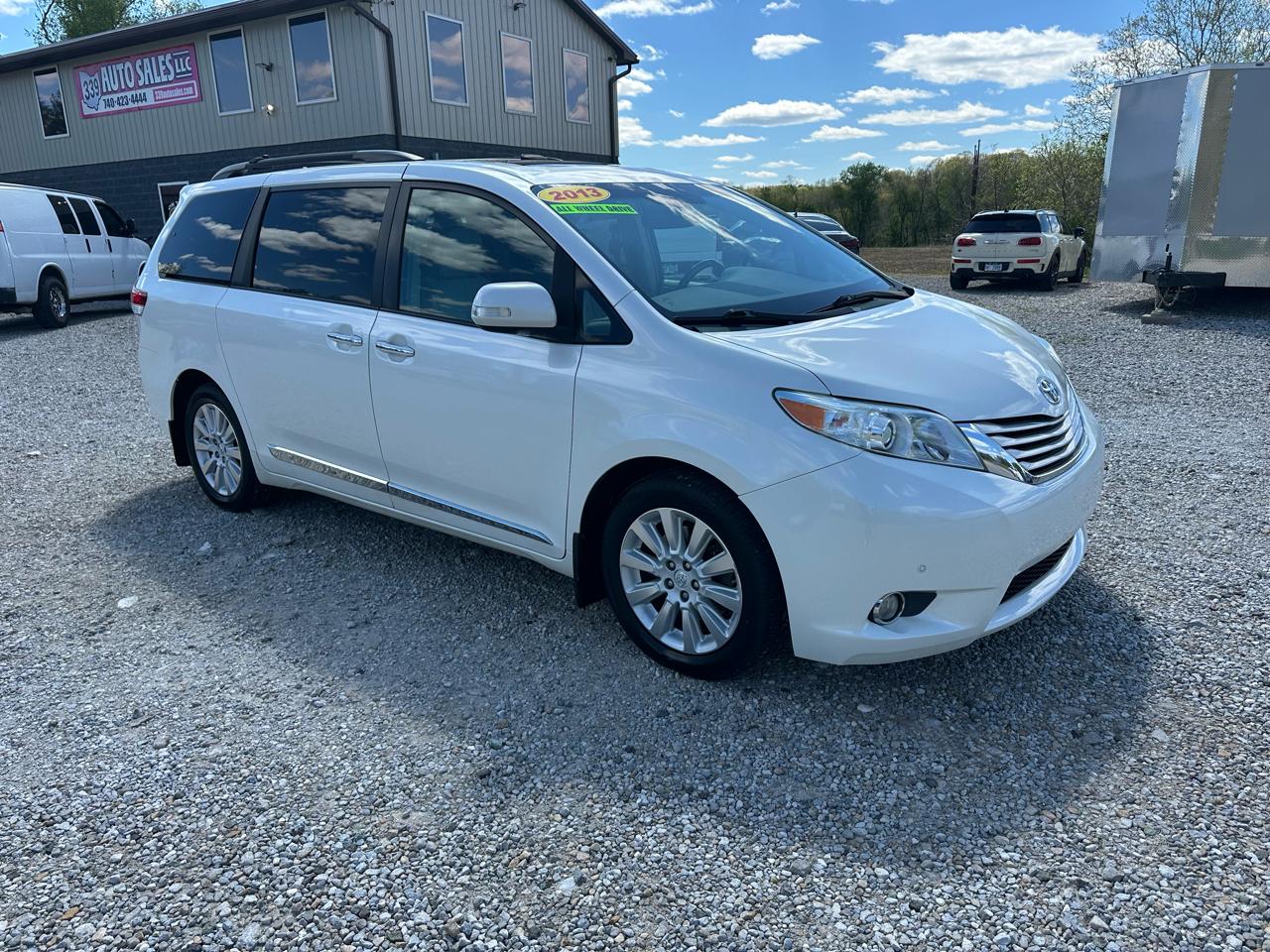 Toyota Sienna Limited AWD 7-Passenger V6 2013