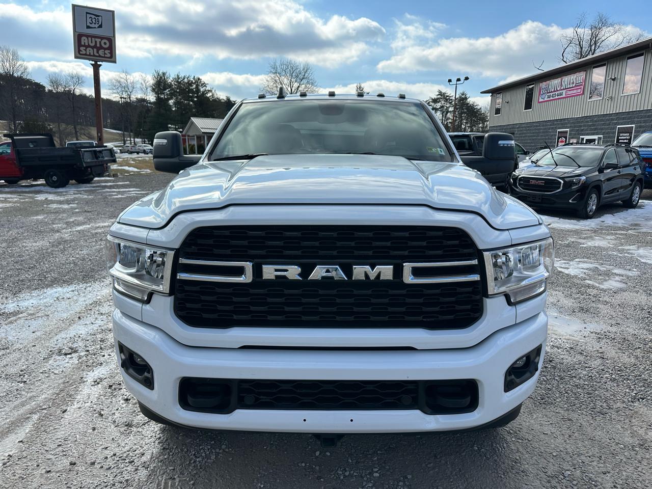 RAM 2500 Tradesman Crew Cab SWB 4WD 2023