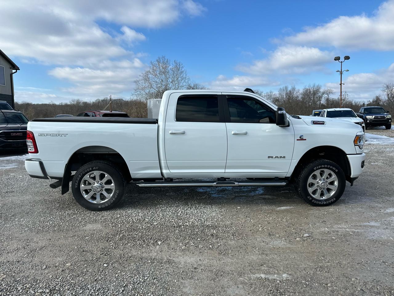 RAM 2500 Tradesman Crew Cab SWB 4WD 2023