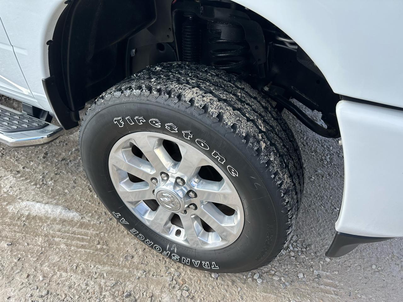 RAM 2500 Tradesman Crew Cab SWB 4WD 2023