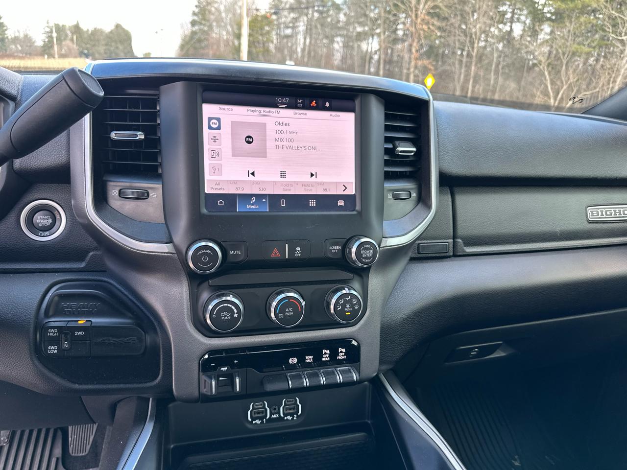 RAM 2500 Tradesman Crew Cab SWB 4WD 2023