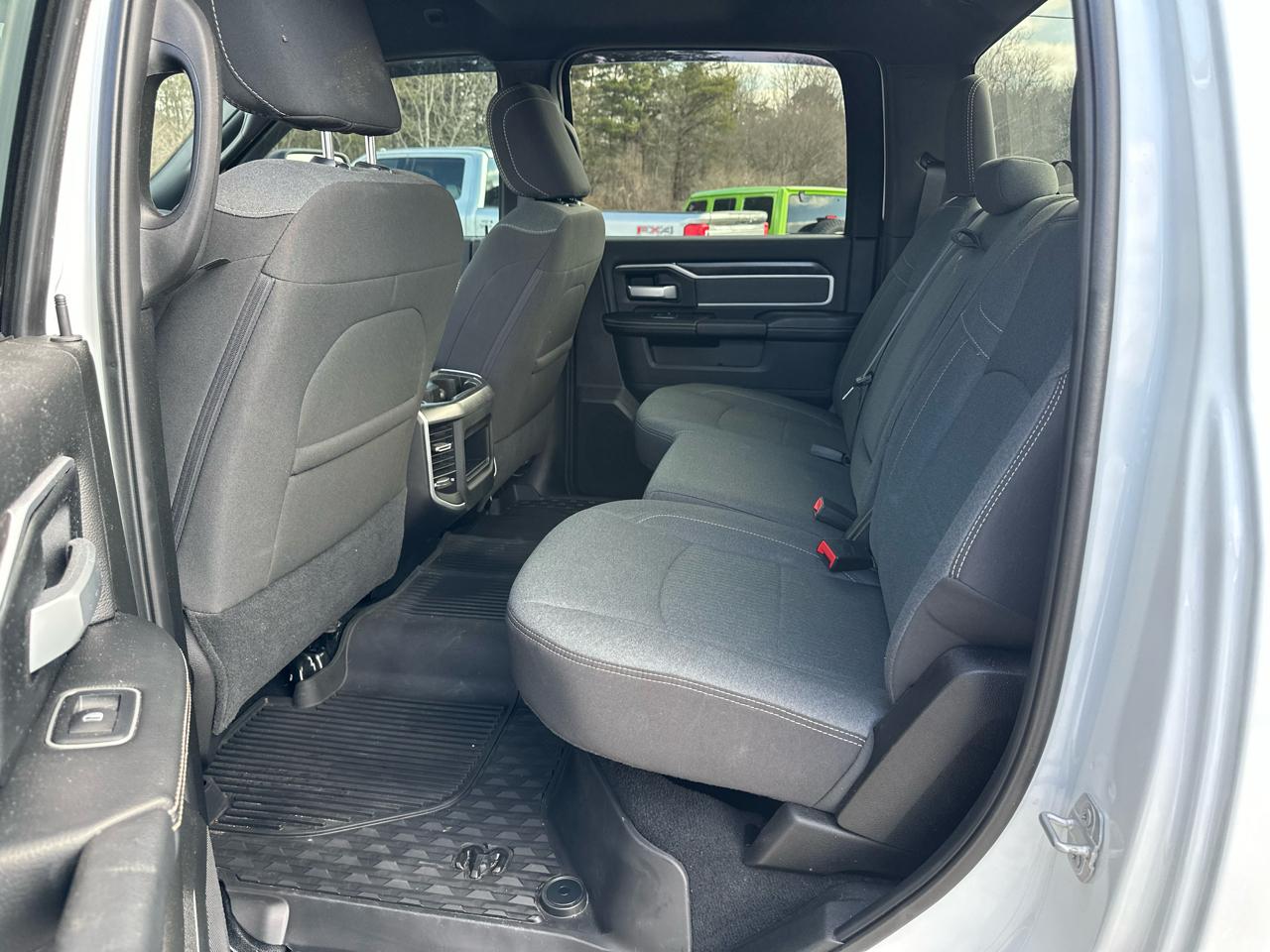 RAM 2500 Tradesman Crew Cab SWB 4WD 2023