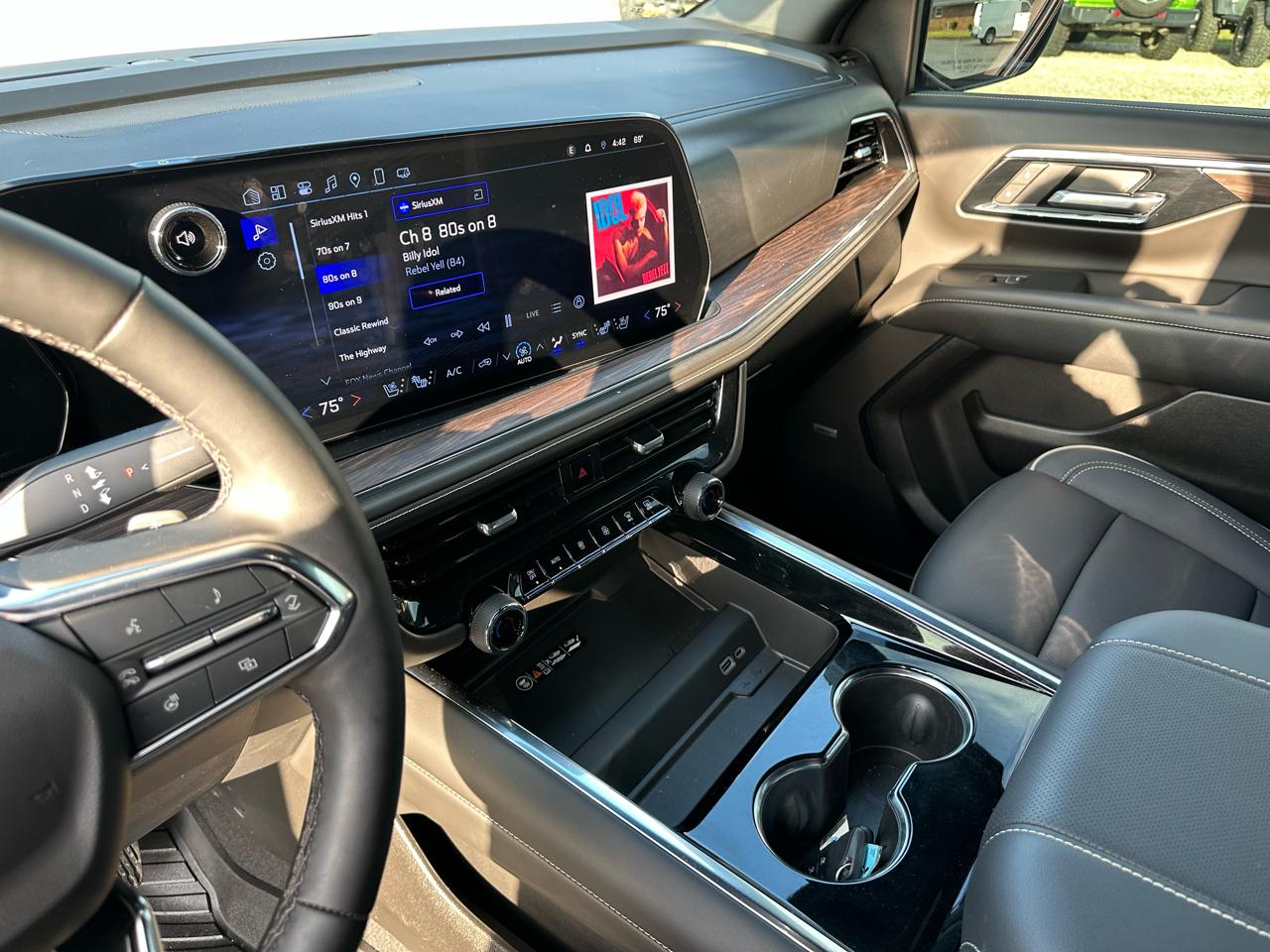 Chevrolet Tahoe Premier 4WD 2025