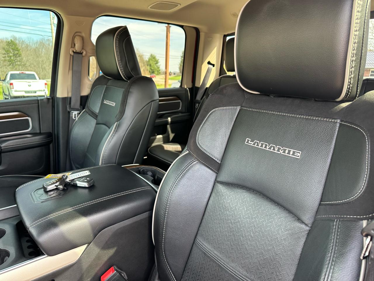 RAM 2500 Laramie Crew Cab SWB 4WD 2022