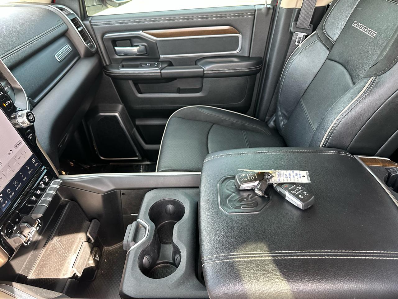 RAM 2500 Laramie Crew Cab SWB 4WD 2022