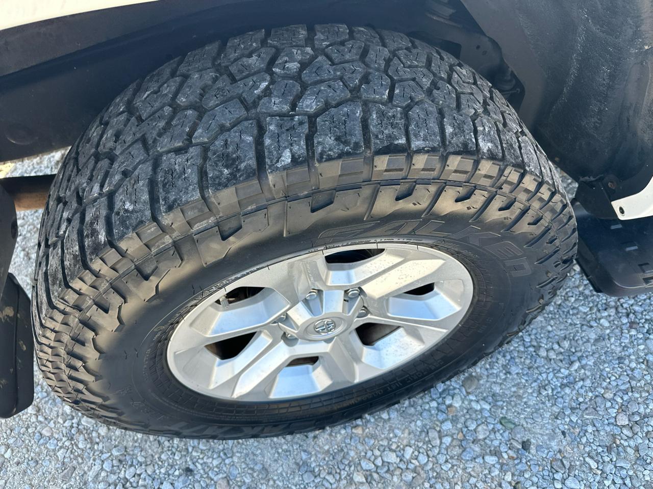 Toyota 4Runner SR5 4WD 2015