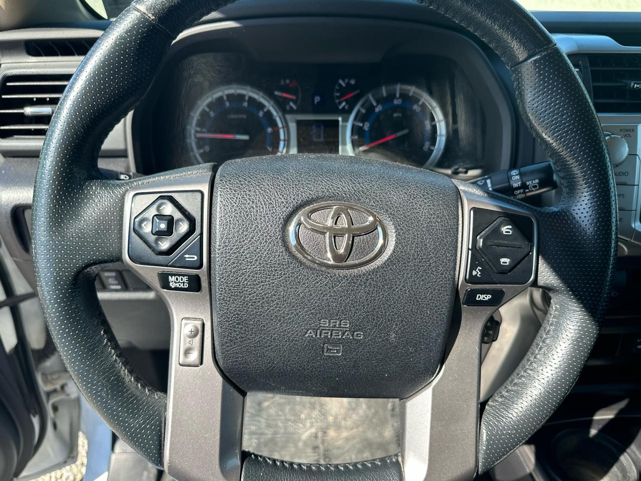Toyota 4Runner SR5 4WD 2015
