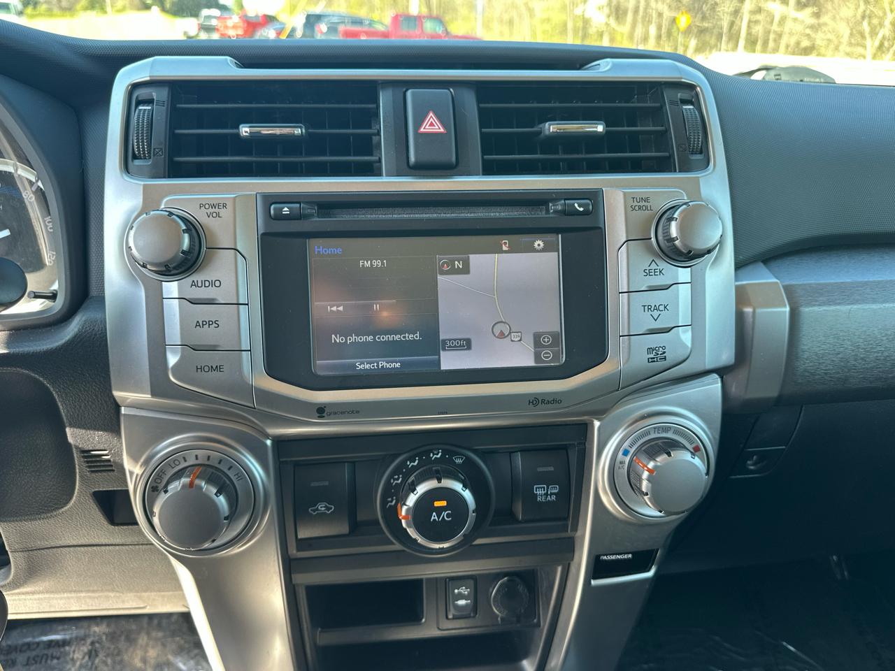 Toyota 4Runner SR5 4WD 2015