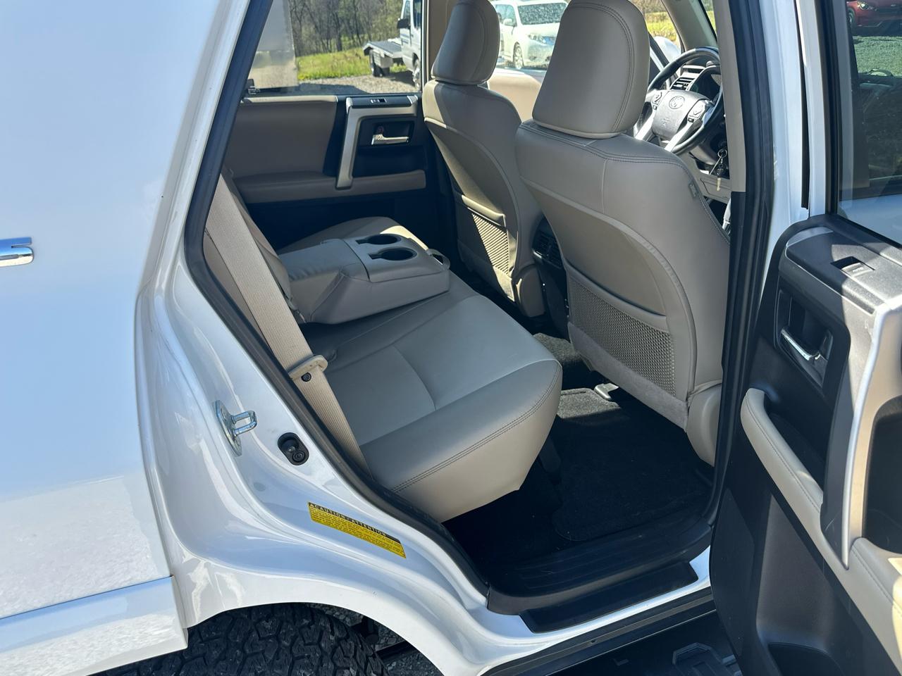 Toyota 4Runner SR5 4WD 2015